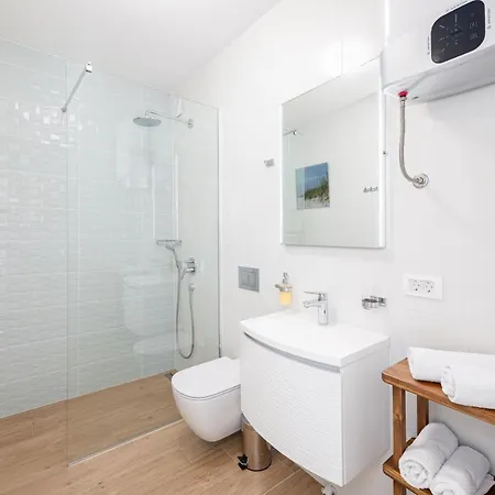 Villa Gastro Lentini Luxury Podstrana